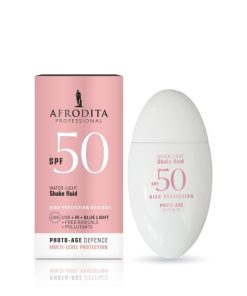 AFRODITA MULTIACTIVE Shake fluid SPF50 (50ml) Izuzetno prozračna, nemasna formula za visoku zaštitu svih tipova kože, kako masne tako i nečiste.